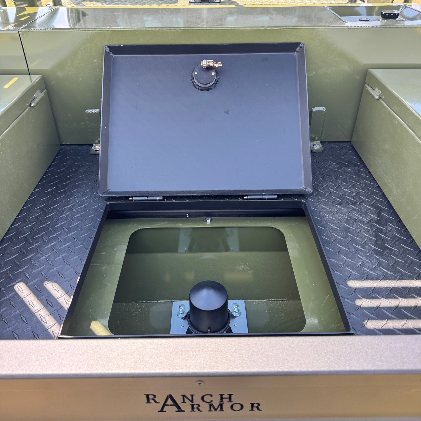 Can-Am Defender Flatbed Feeder
