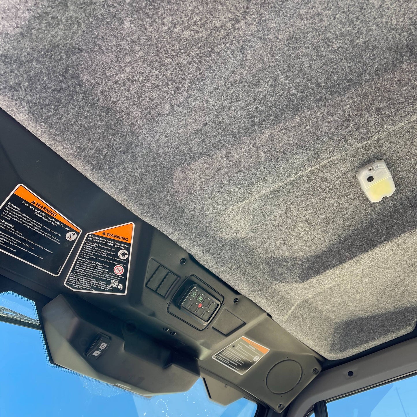 Can-Am Defender Limited HVAC Single Cab Metal Top