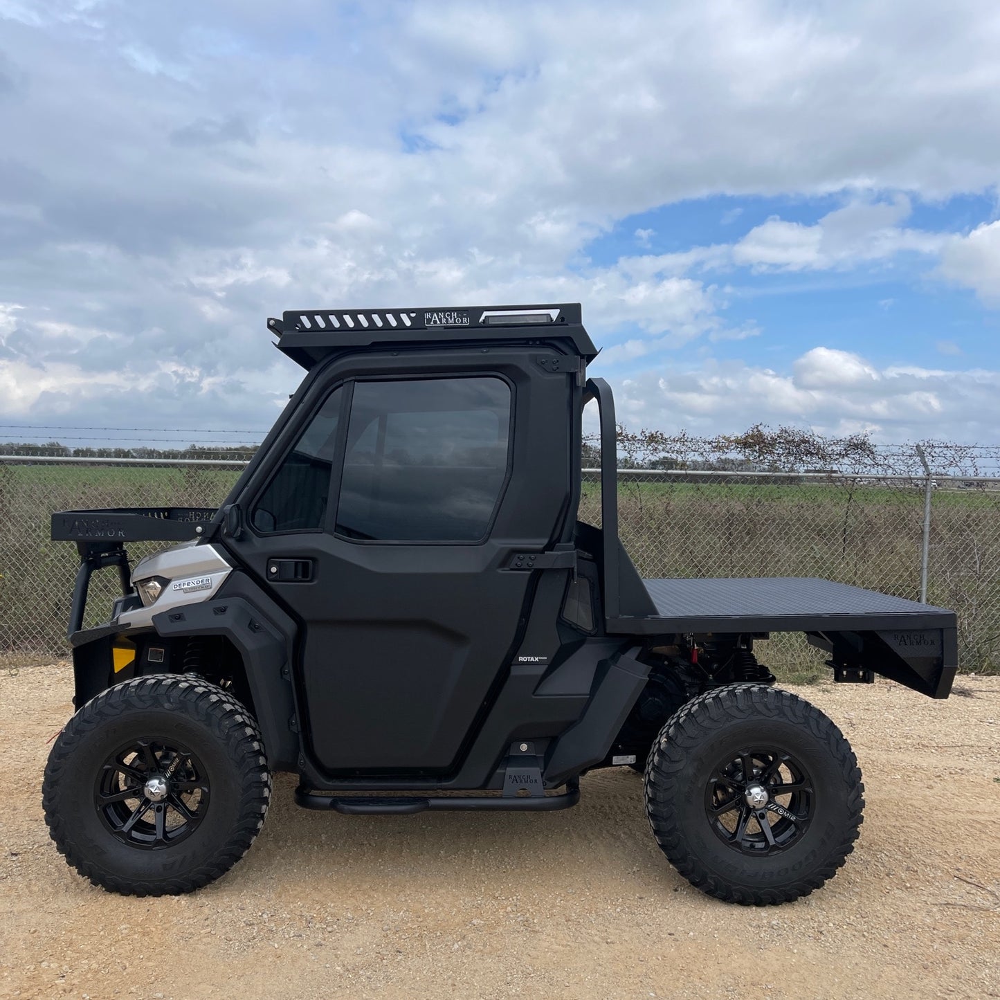 Can-Am Defender Limited HVAC Single Cab Metal Top