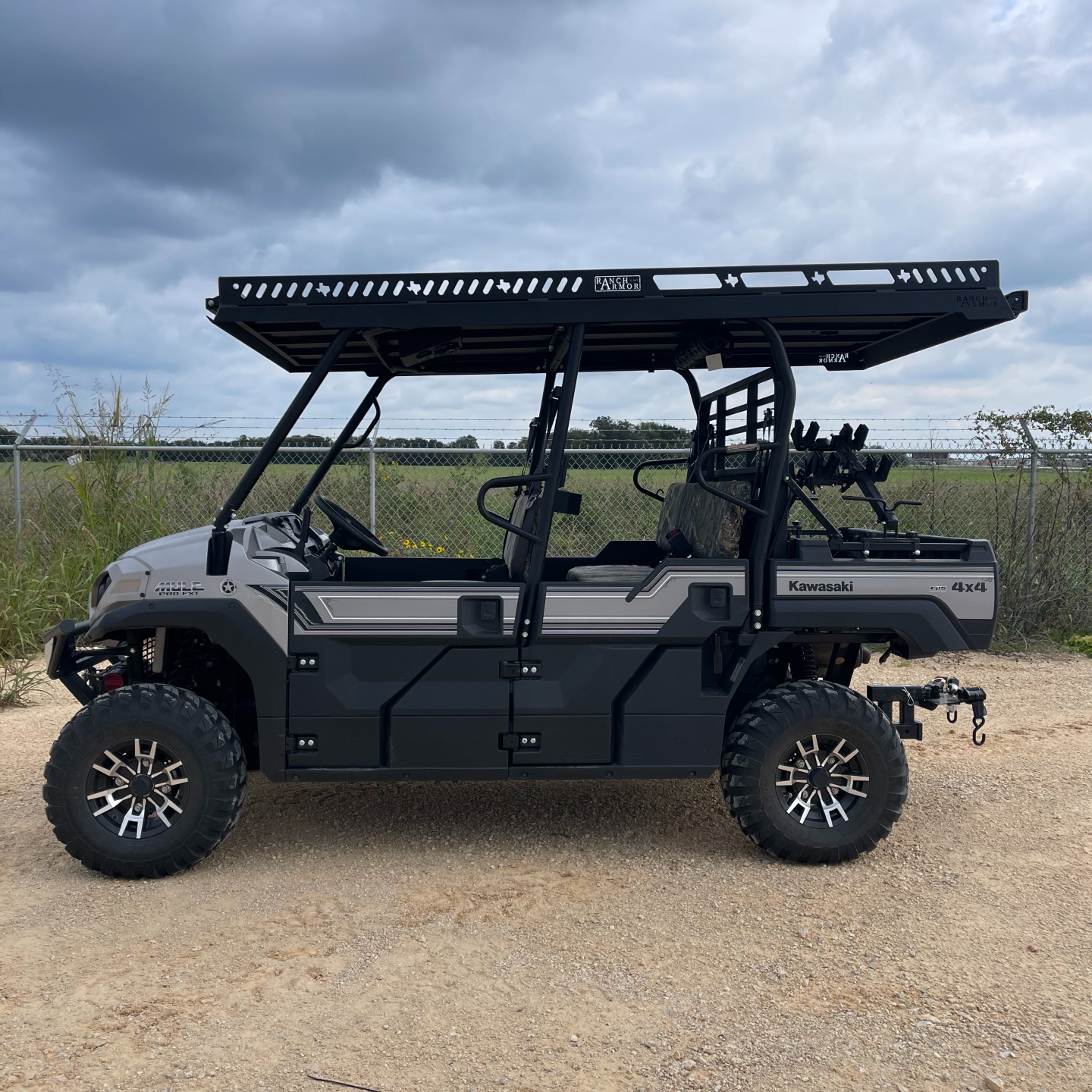 Kawasaki Mule Pro FXT/DXT Ultra Extended Top Overhangs Over Bed