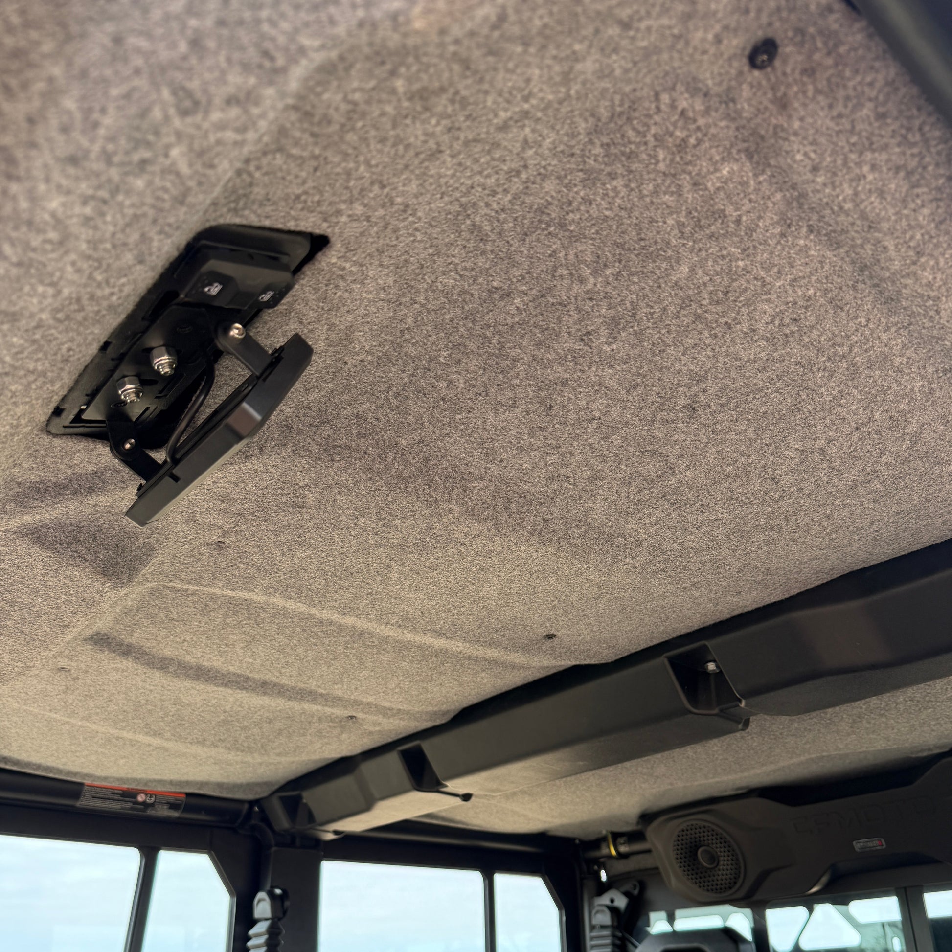 CFMoto U10 XL Pro Highland Top close-up showing bolt-on installation and powder-coated finish