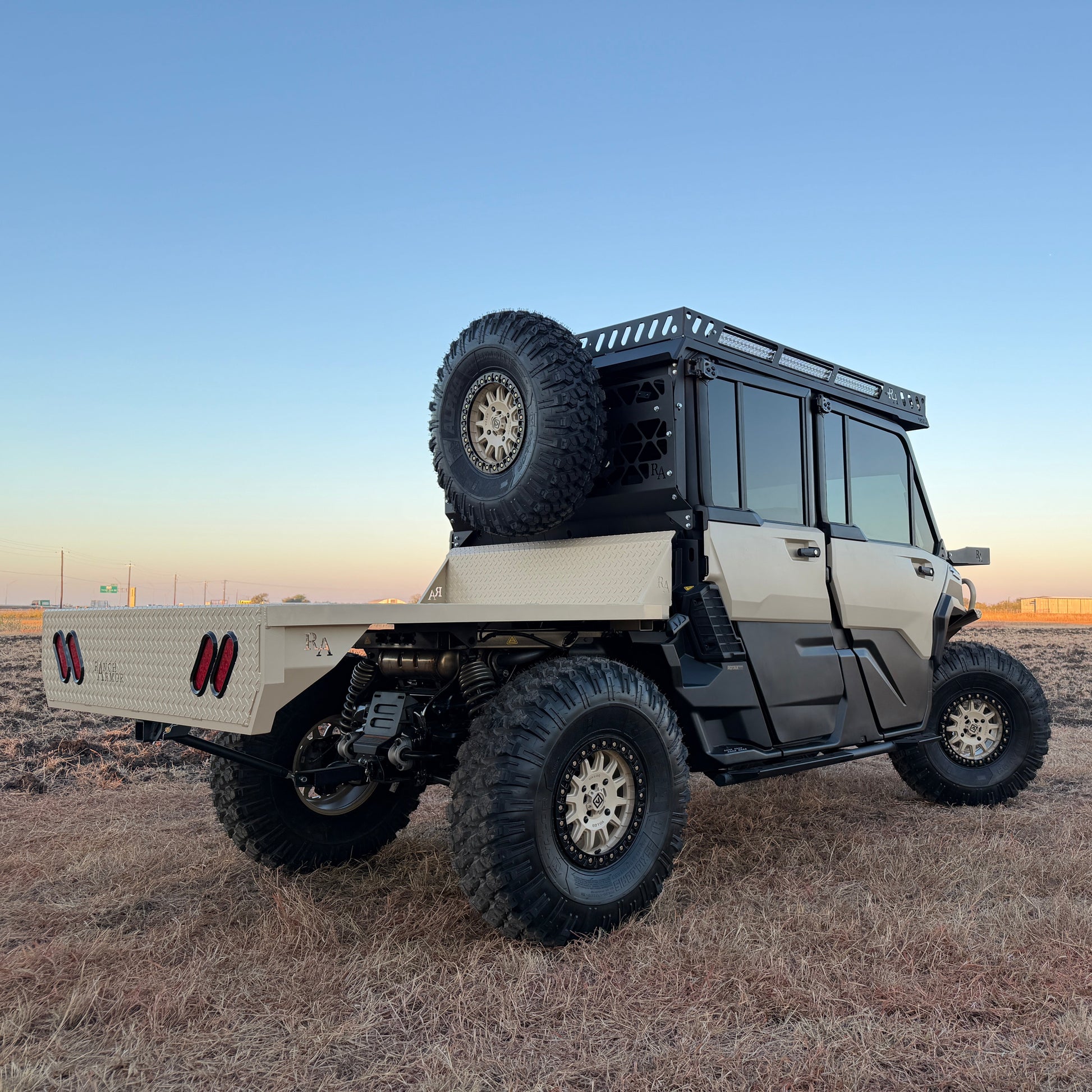 Can-Am Defender HD11 2026 Flatbed by Ranch Armor