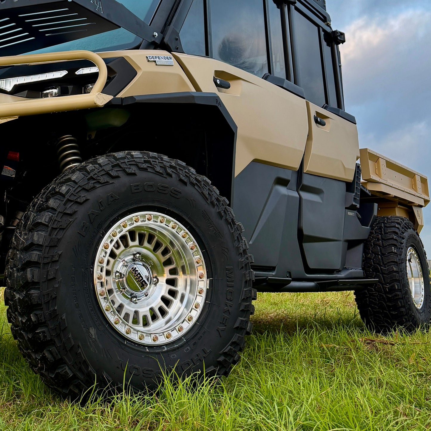 Can-Am Defender with KMC KS242 Aztec Beadlock 15x10 ATV/UTV Wheel-Mach (5x4.5) +0mm