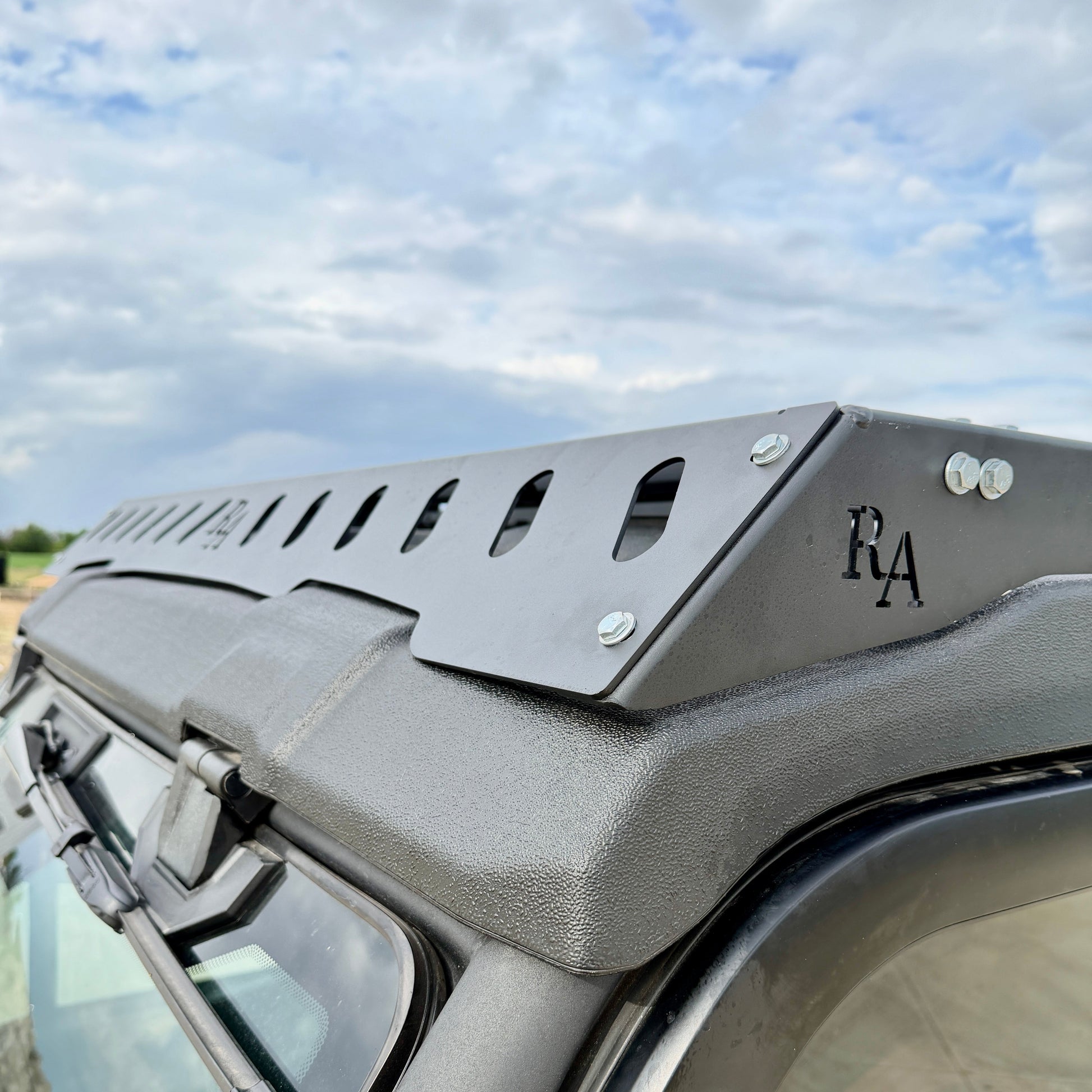 Heavy-duty modular roof rack for Can-Am Defender JL with standard cross slats for gear hauling