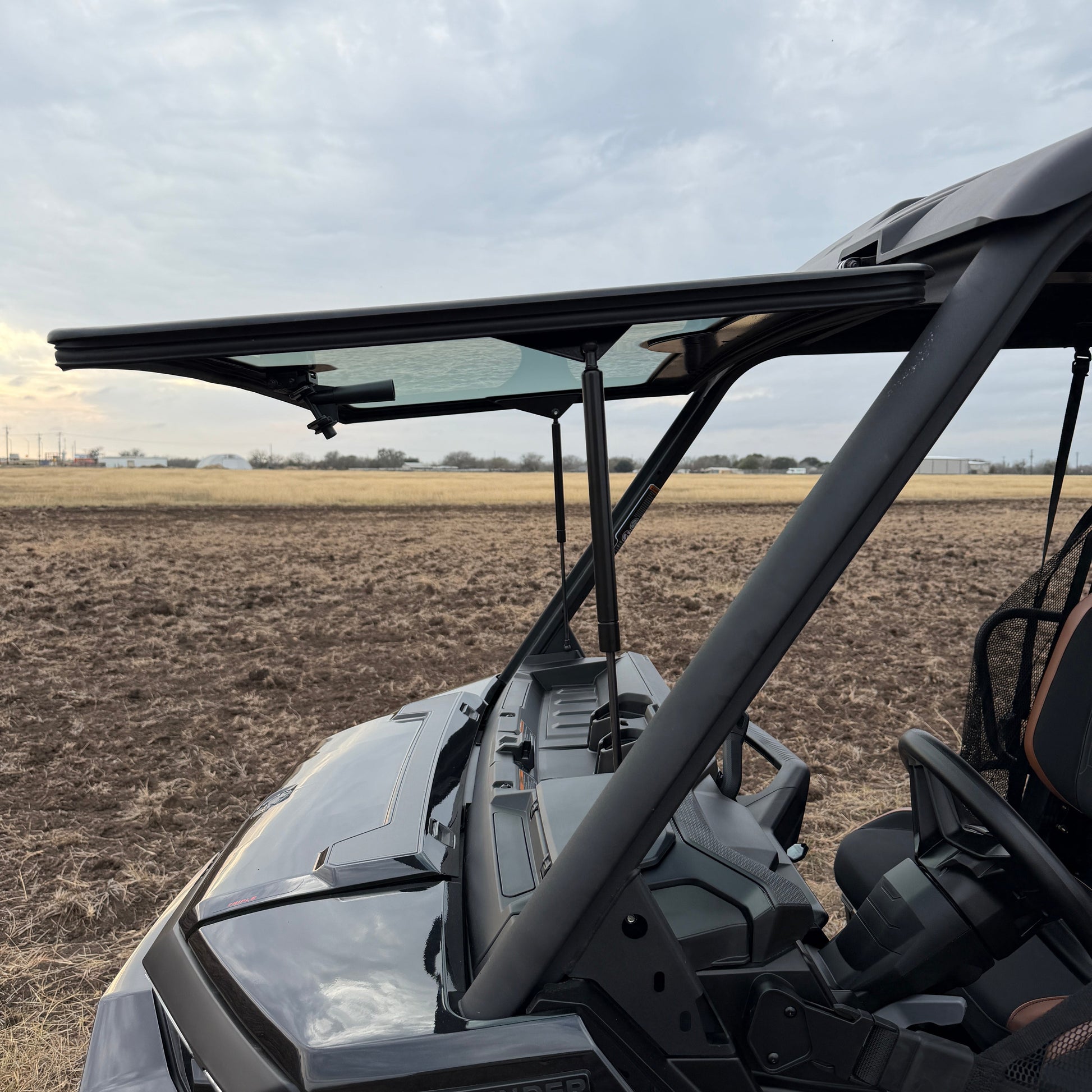 High-quality Can-Am glass tip-out windshield with OEM-style mounting, full open functionality, vent option, and better sealing.