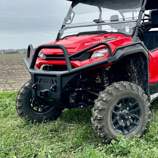***SHOWN with custom hitch support on top tread plate. NOT Standard***