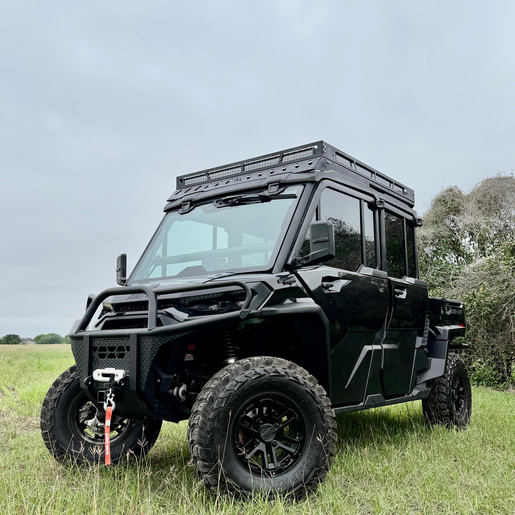 Modular roof rack system for Can-Am Defender JL with standard cross slats for rooftop cargo