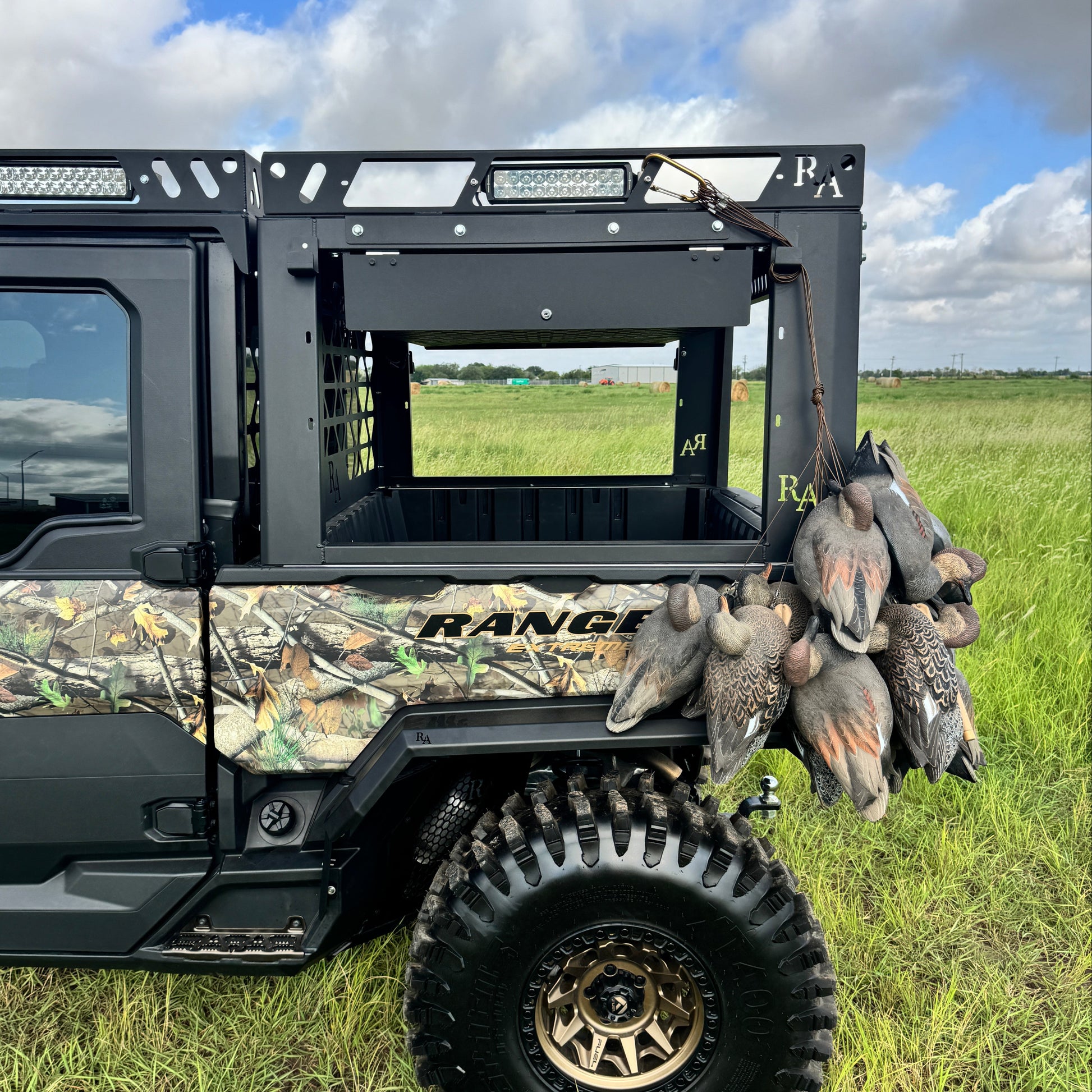 Polaris 1500 Crew Northstar with Rear Bed Rack