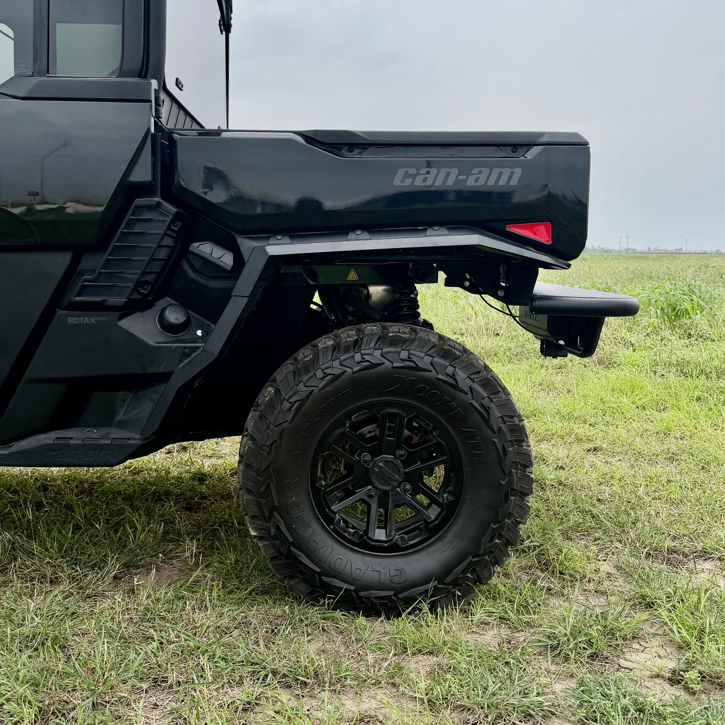 Premium Can-Am Defender HD11 fender flare kit providing extra tire coverage and aggressive styling.