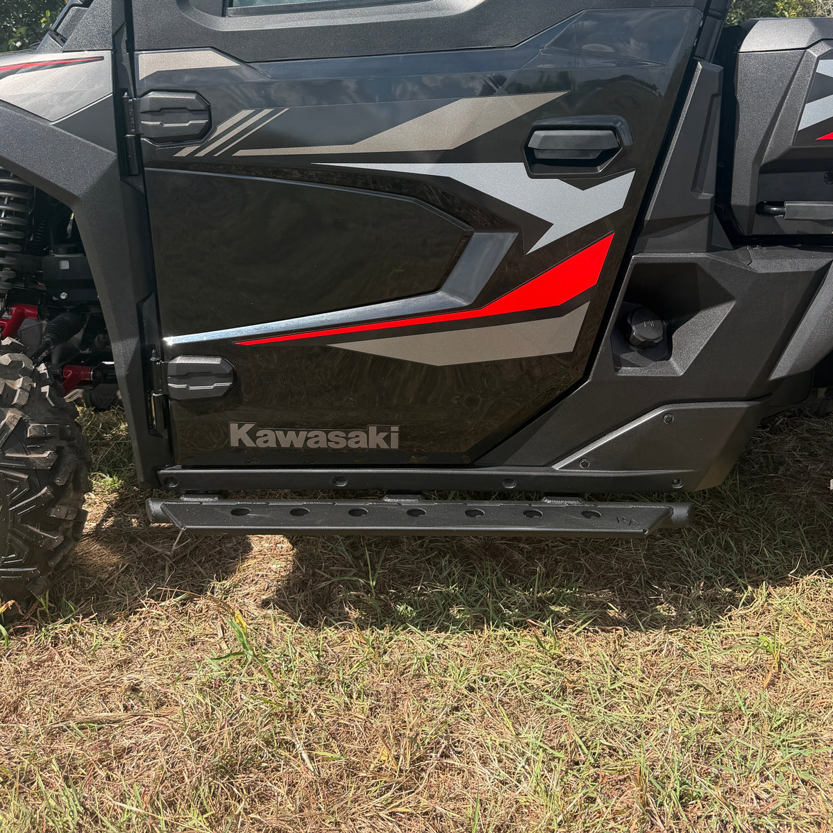Side view of Kawasaki Ridge Single Cab rock sliders