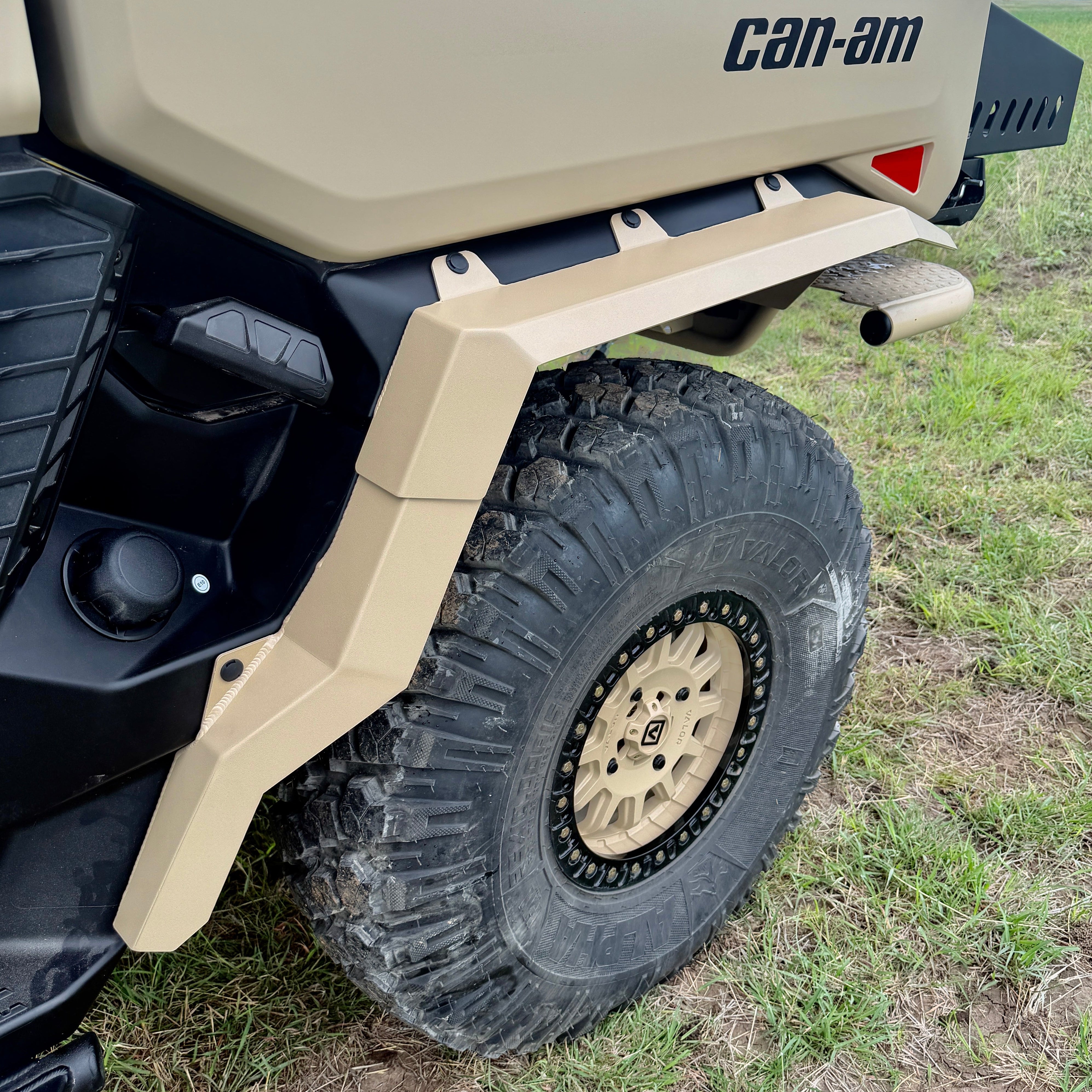 Can-Am Defender HD11 Aluminum Fenders (2026+) | No Rust Mud Flaps